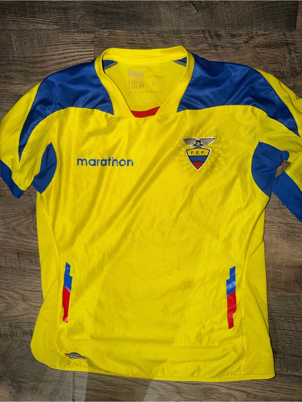 Marathon Ecuador FEF Vintage Rare 2014 Soccer Jersey LARGE